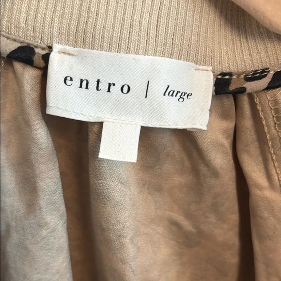 Entro Beige and Black Patterned Top - Picture 2 of 3
